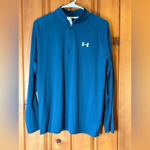 Under Armour - 1/4 zip - Heat Gear - Long Sleeve - Loose Fit - Medium - Blue